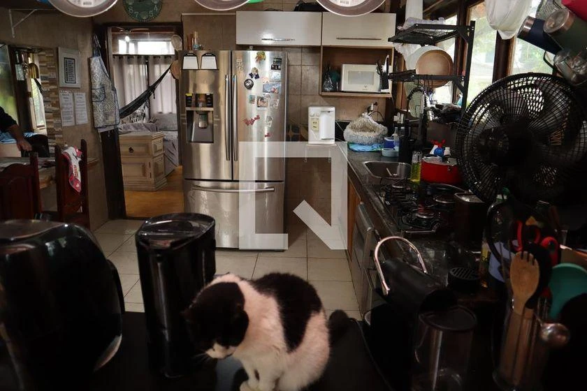 Furnished 500 m² house with 3 bedrooms and an open kitchen — photo 4