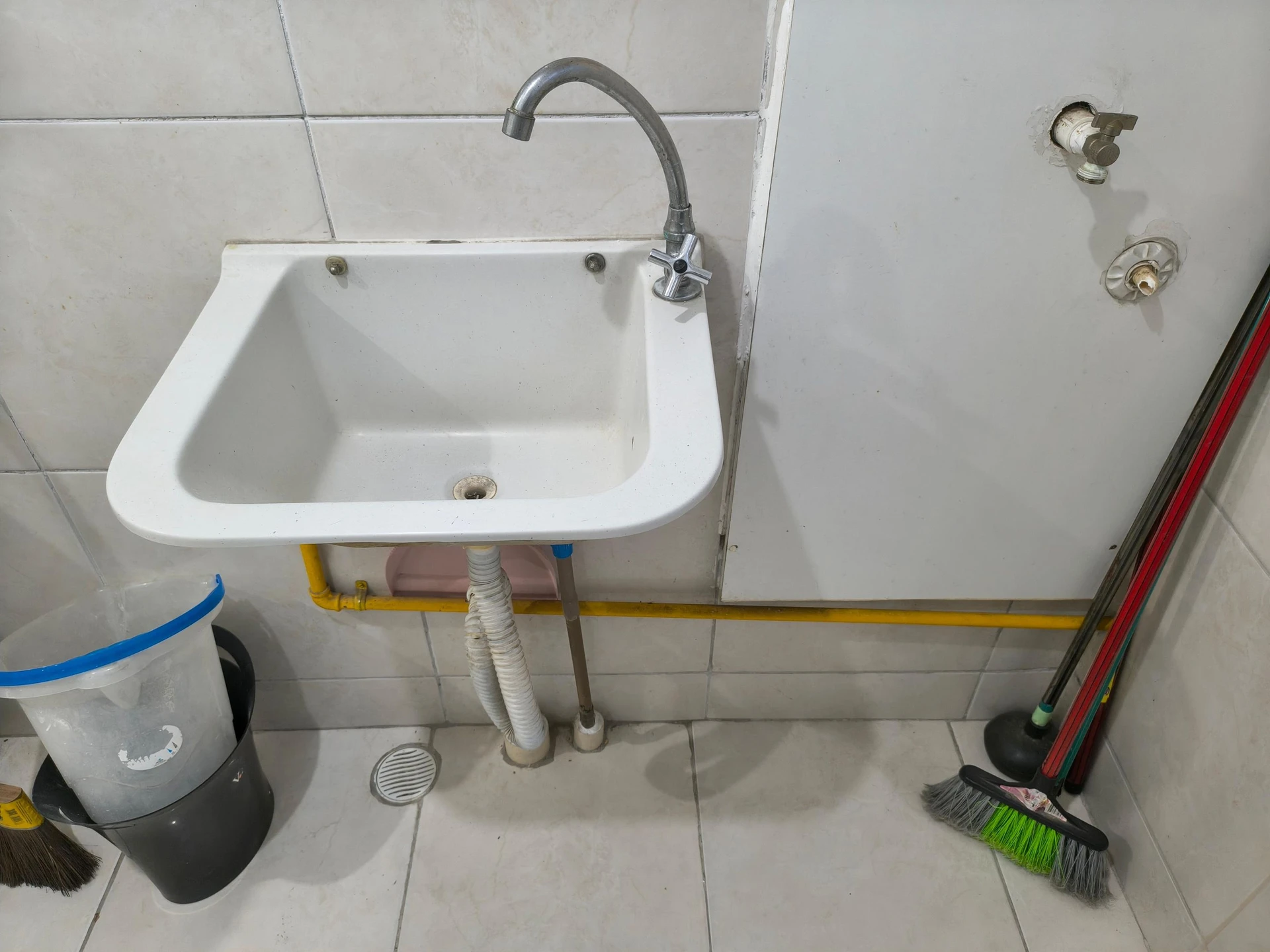 Квартира з 2 спальнями, 1 ванною і окремою кухнею — photo 27