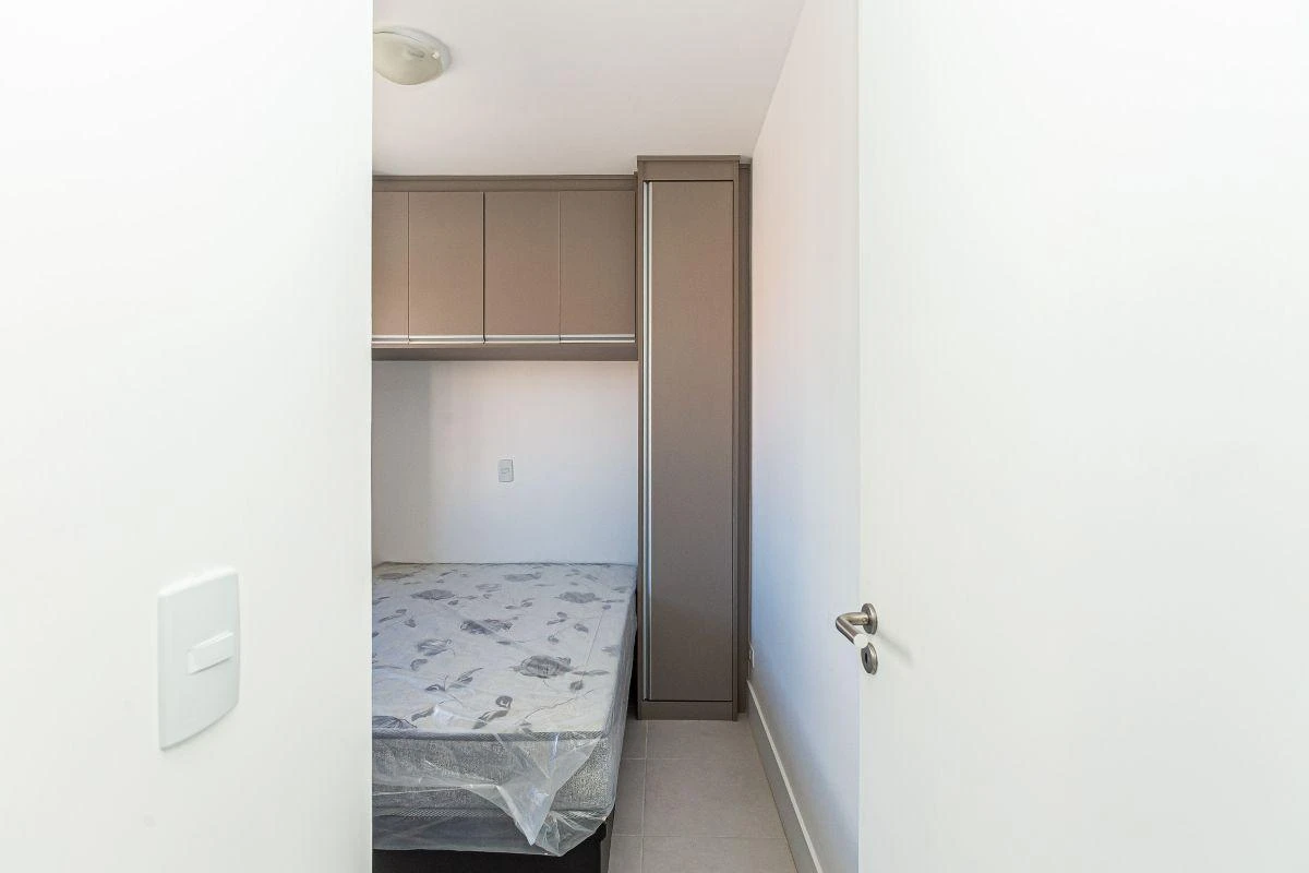 Furnished 1-bedroom apartment with open-plan kitchen 35 m² — photo 5