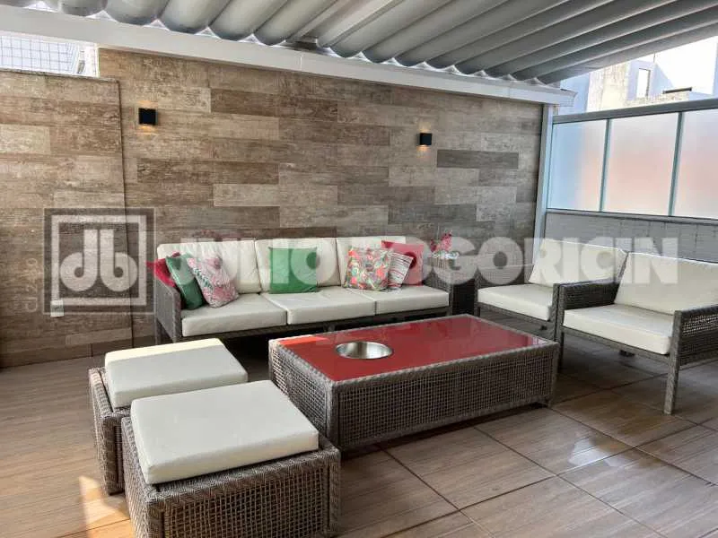 Apartamento sem mobília com 3 quartos e 5 banheiros — photo 27