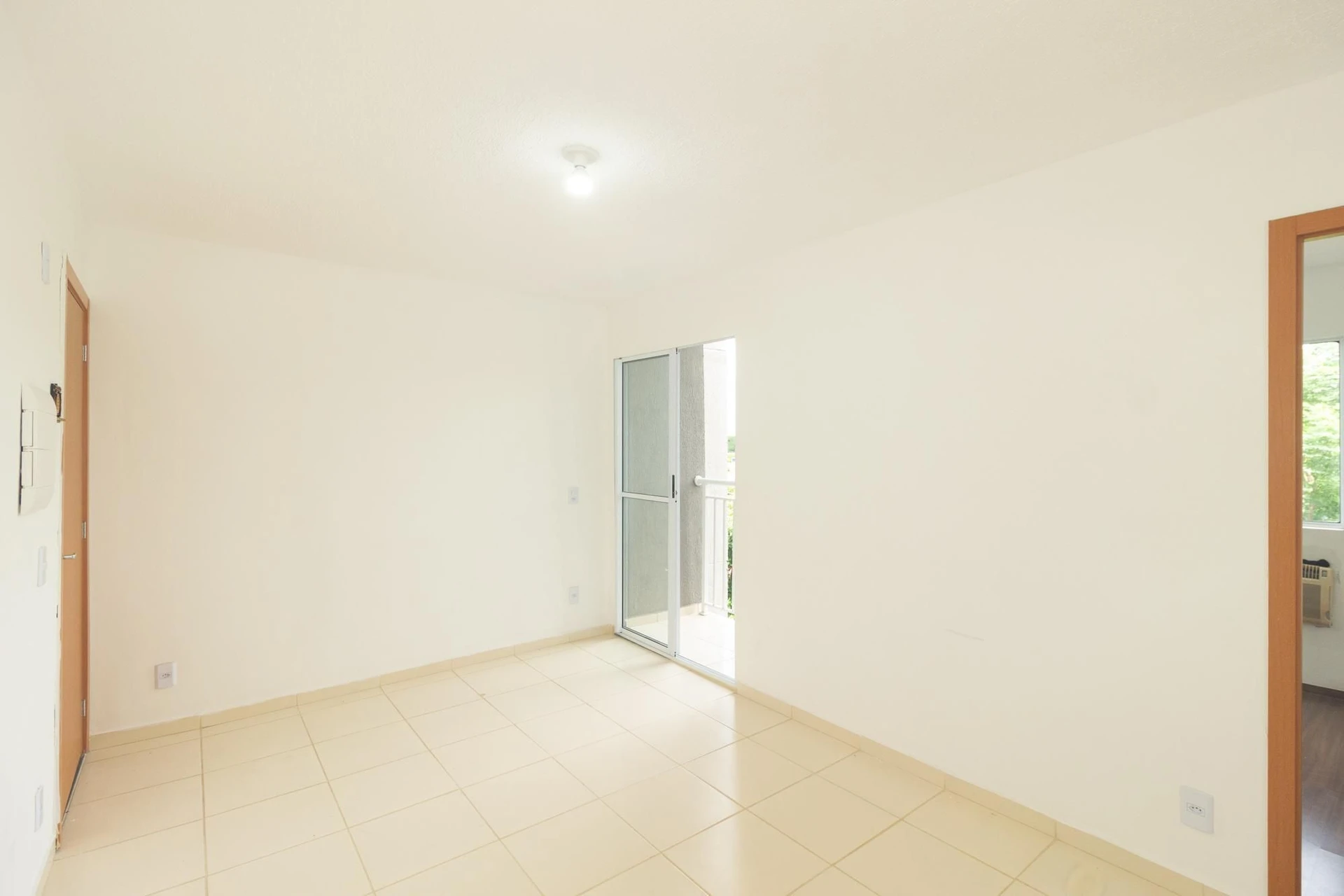 Apartamento mobiliado com 2 quartos e varanda — photo 21