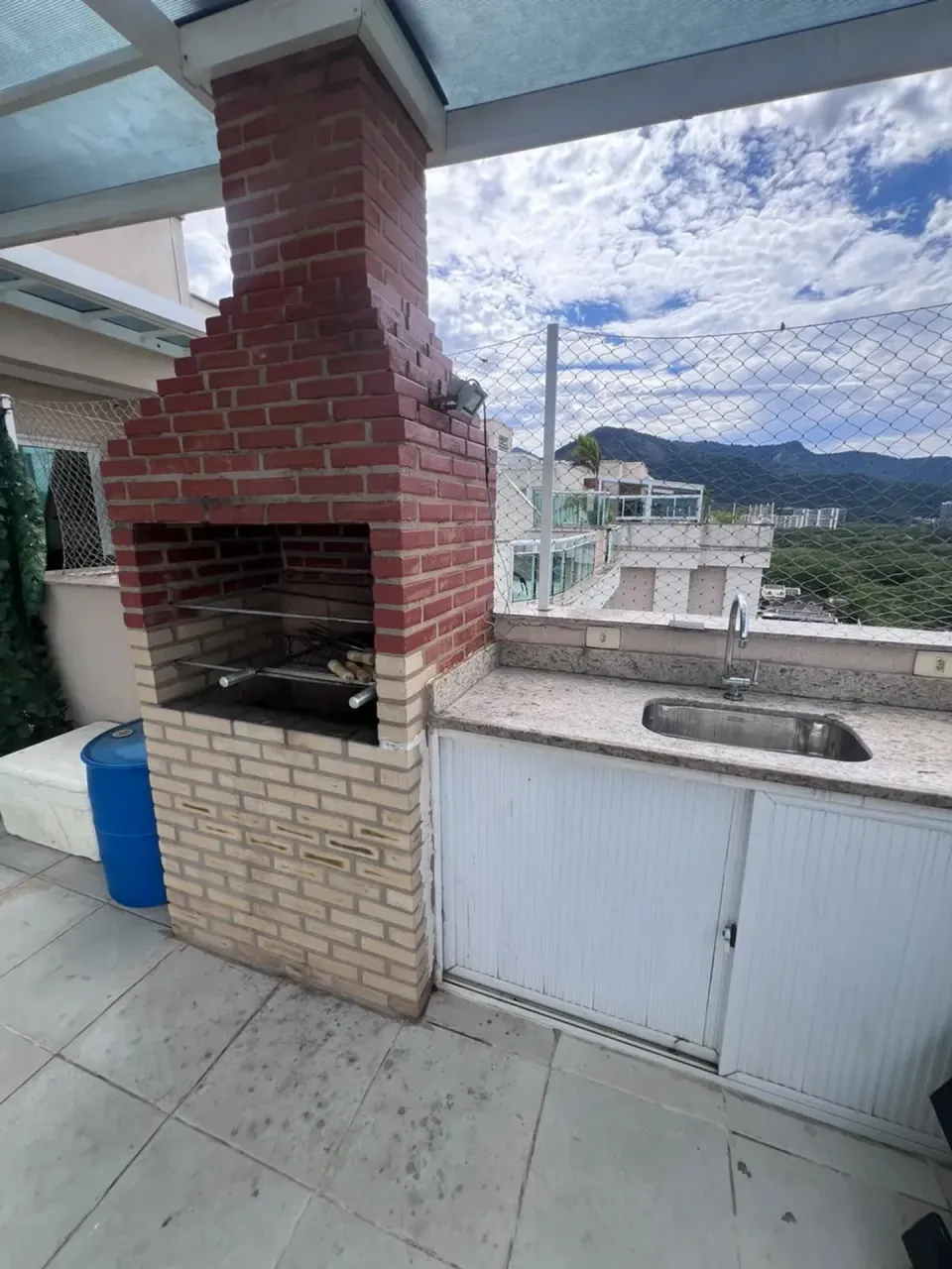 Apartment, 220 m², with a grill on the balcony — photo 16