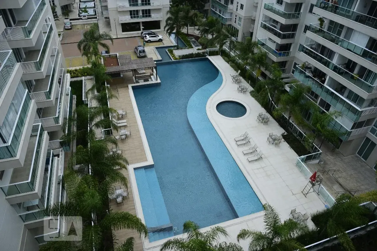 Furnished 93 m² apartment with 3 bedrooms and 1 parking — photo 60