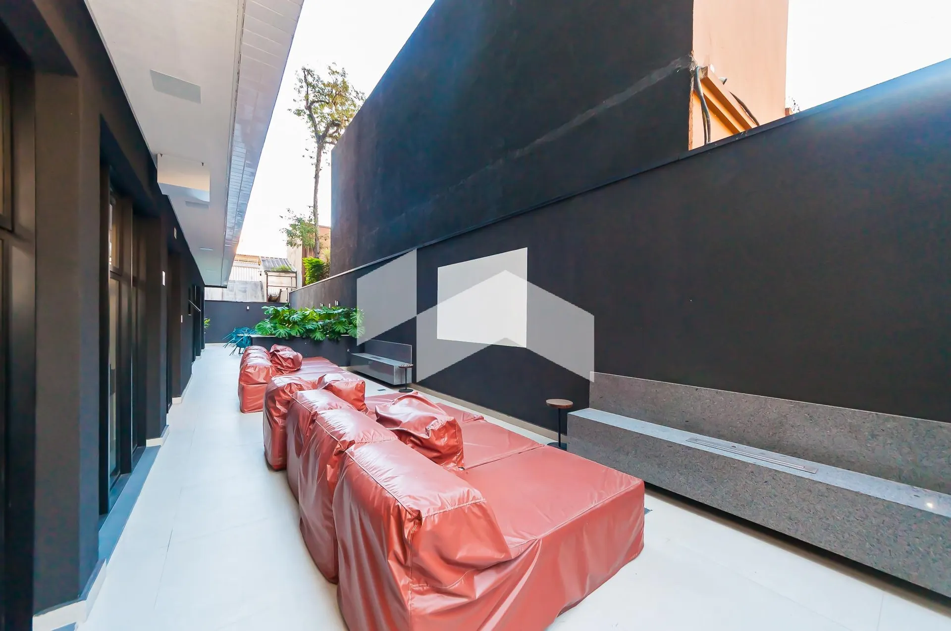Furnished 26 m² apartment with 1 bedroom and private BBQ — photo 46