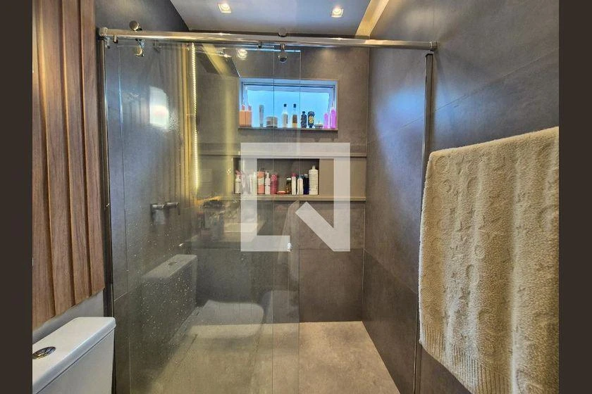 Home office in a 4-bedroom house, 373 m² — photo 24