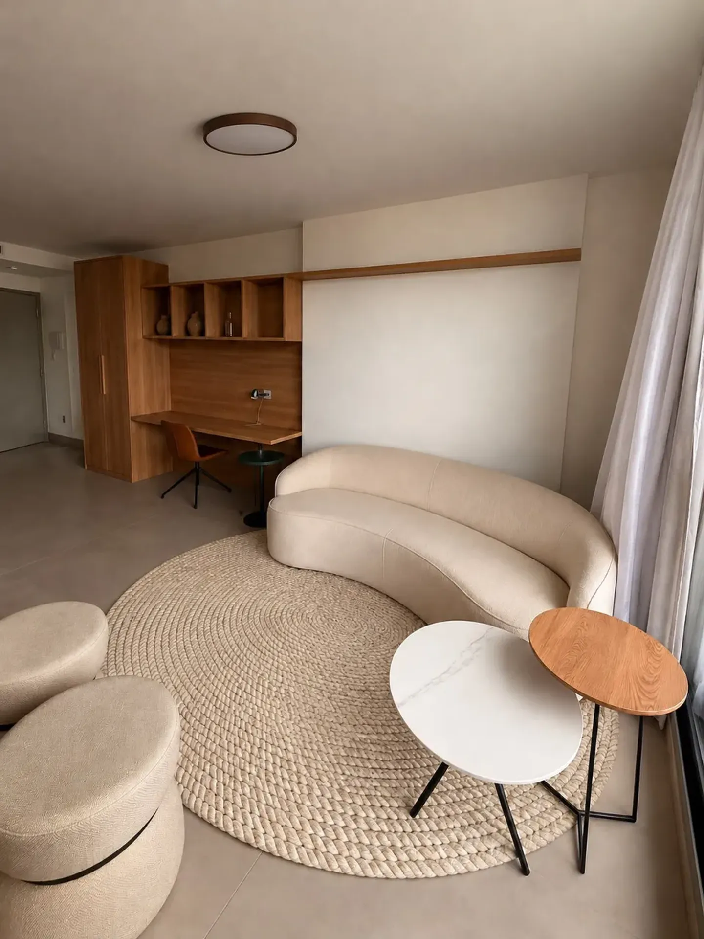 Floor-to-ceiling windows in a one-bedroom apartment, 40 m²