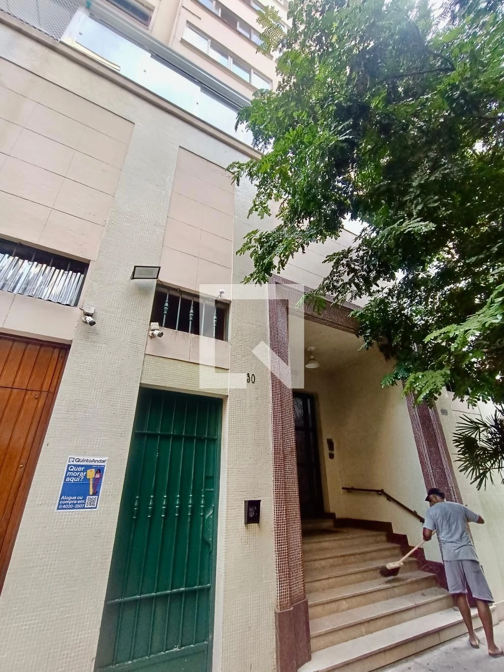 Mountain view in a 3-bedroom apartment, 120 m² — photo 53