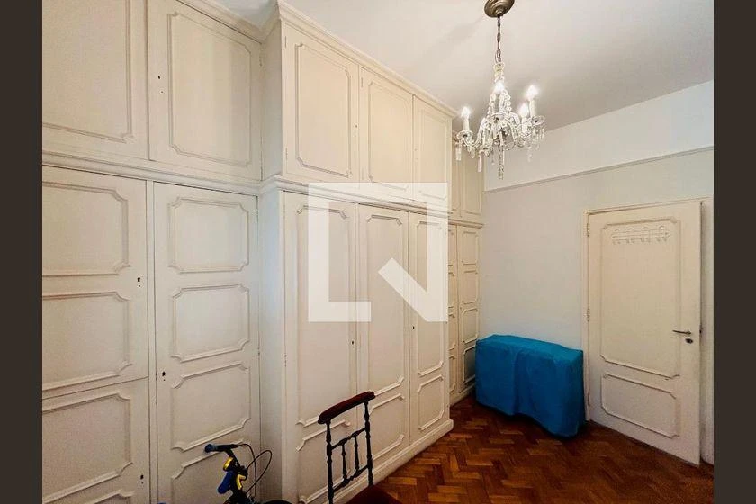 Furnished apartment, 348 m², with a glass-enclosed balcony — photo 21