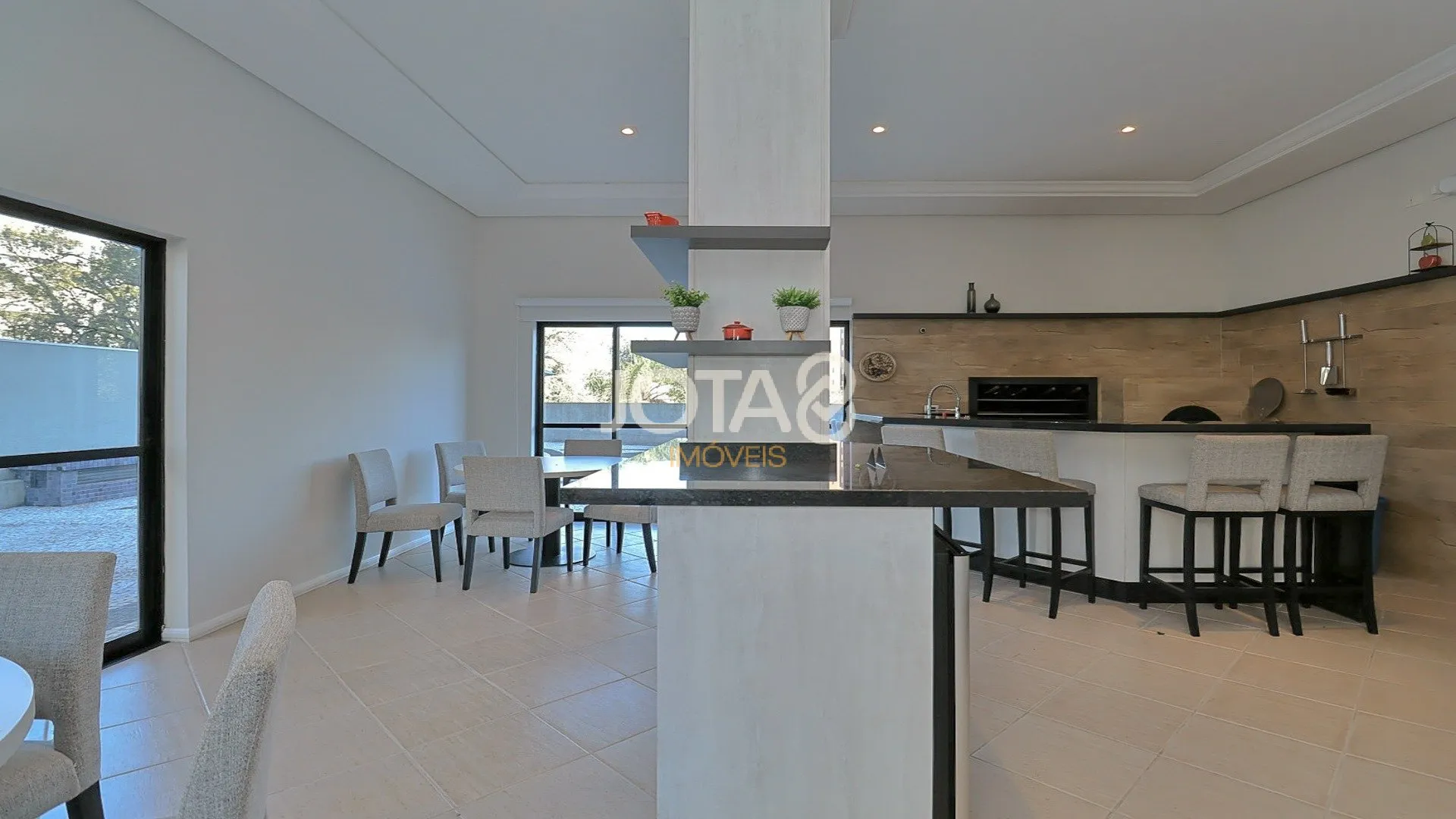 Квартира с 3 спальнями и приватным BBQ, 181 м² — photo 22