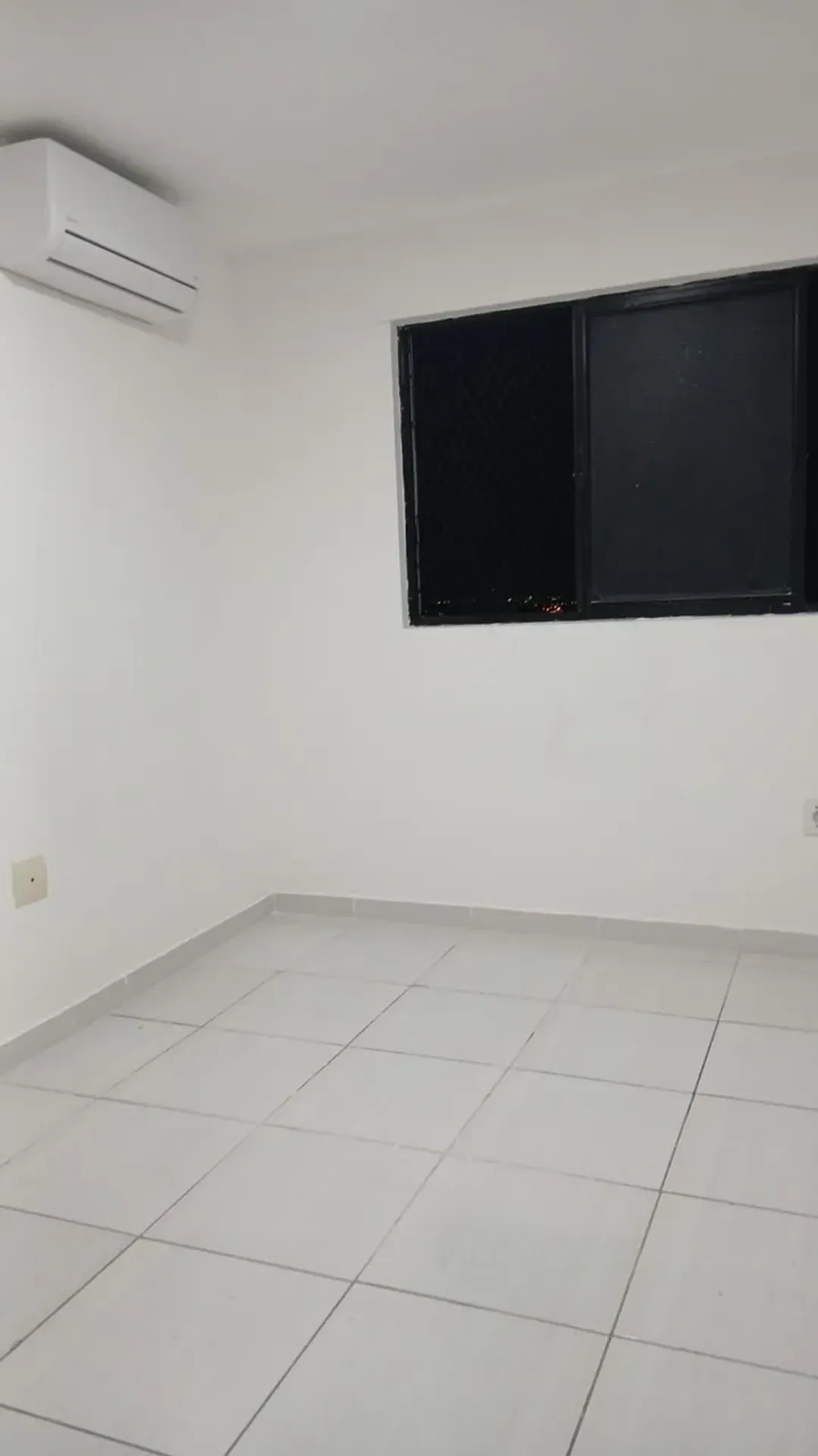 Home office in a 2-bedroom apartment, 65 m² — photo 23
