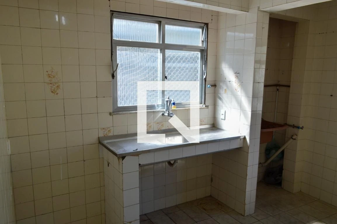 Apartamento sem mobília com 3 quartos e banheiro — photo 14