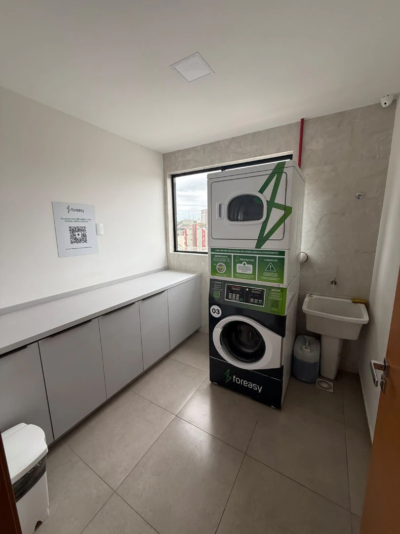 Furnished 1-bedroom apartment with 26.9 m² and parking — photo 17