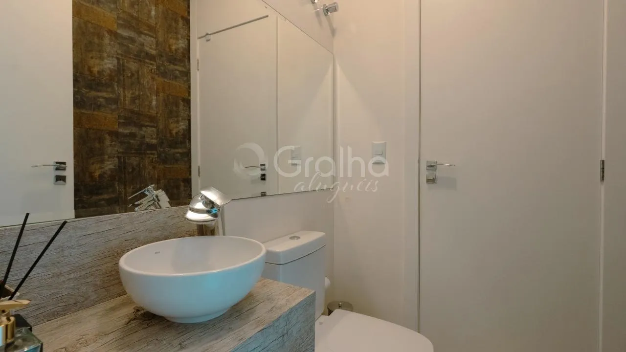 Меблированный дом: 5 спален с ванной и 730 м² — photo 41