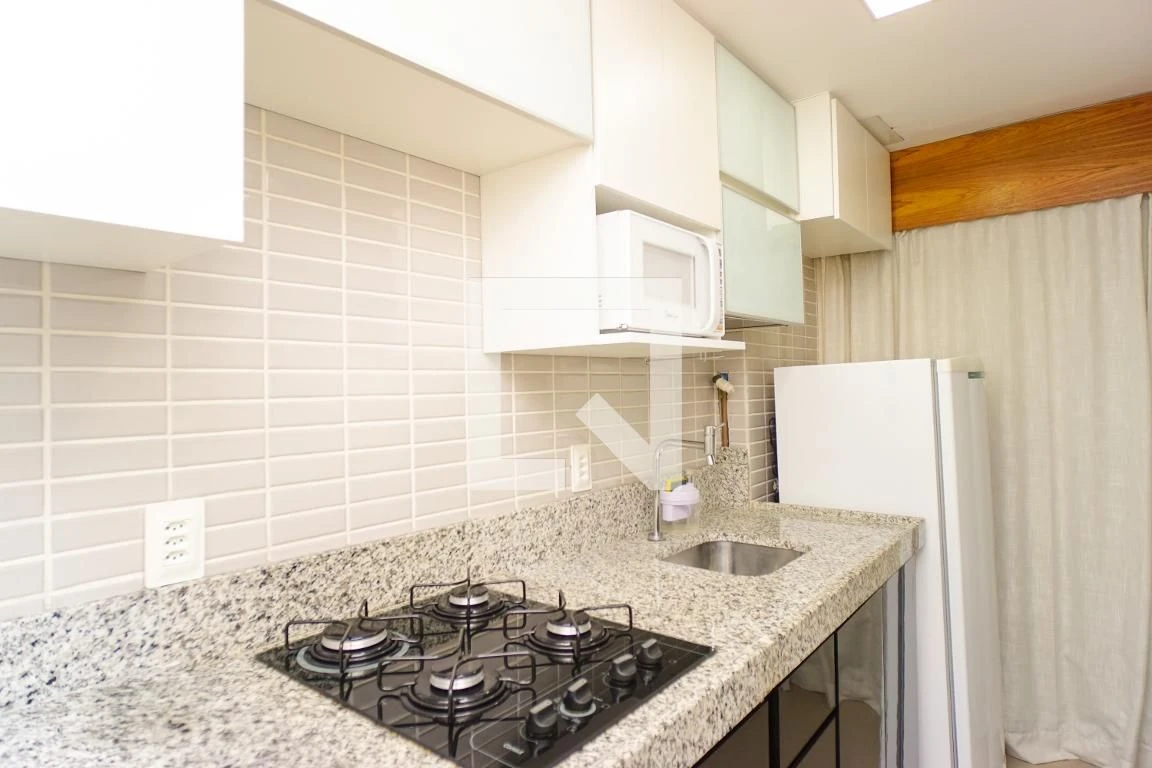 Apartamento mobiliado de 2 quartos com cozinha integrada — photo 32
