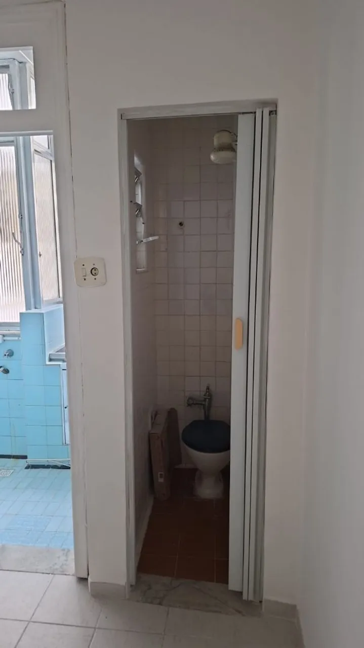 Квартира з 2 спальнями та дерев'яною підлогою або ламінатом — photo 15