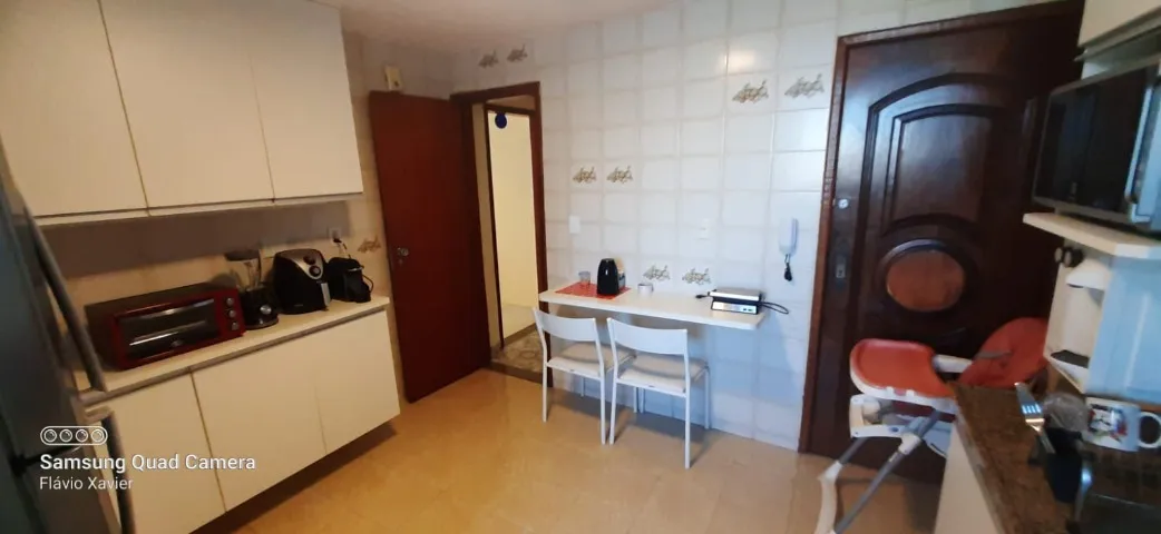 Furnished apartment with 3 bedrooms and 3 bathrooms