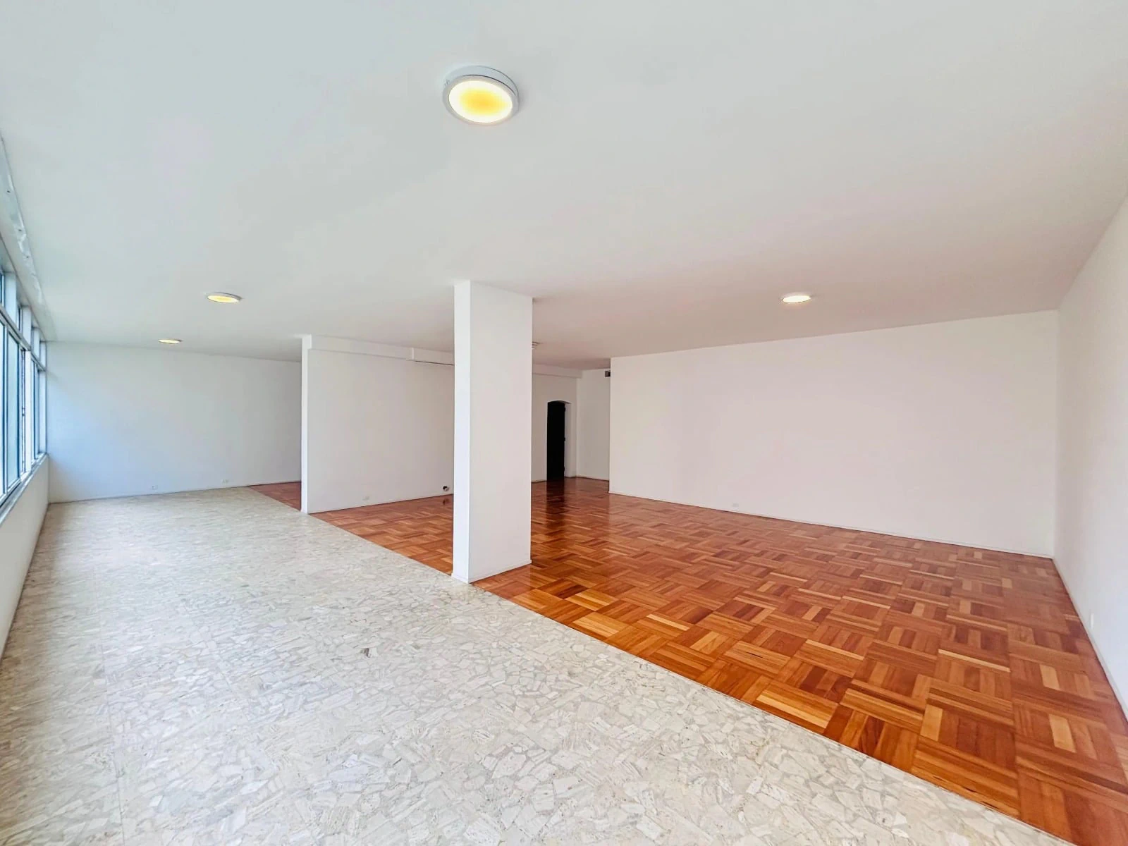 4-bedroom apartment with a water view in Rio de Janeiro — photo 5