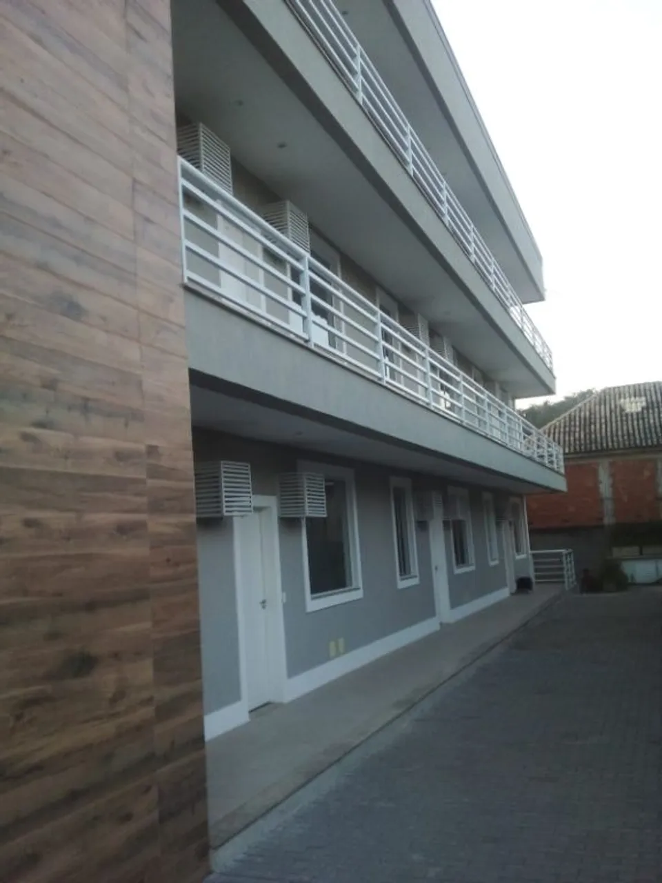 Apartamento sem mobília com 1 quarto e cozinha separada — photo 8