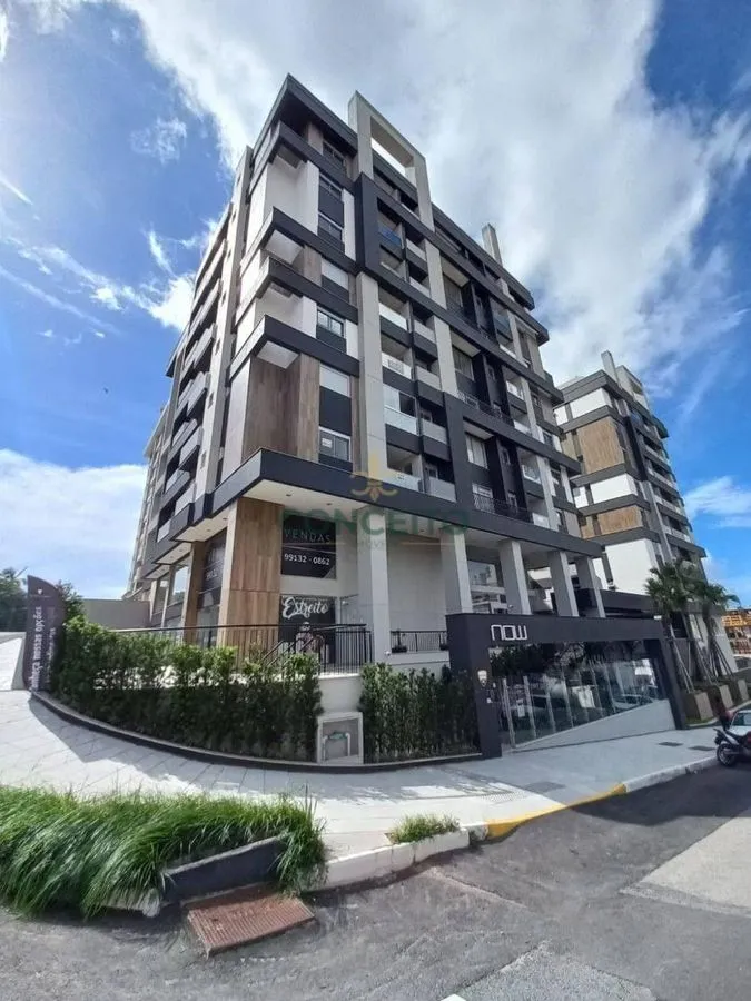 One-bedroom apartment with a washing machine — photo 15