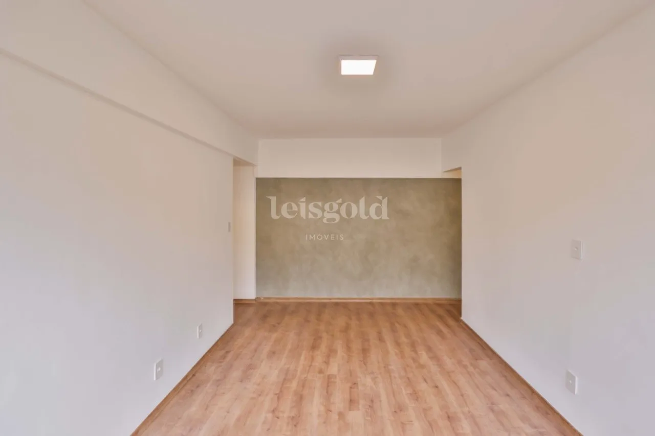 Apartment, 73 m², with wood or laminate floors — photo 20