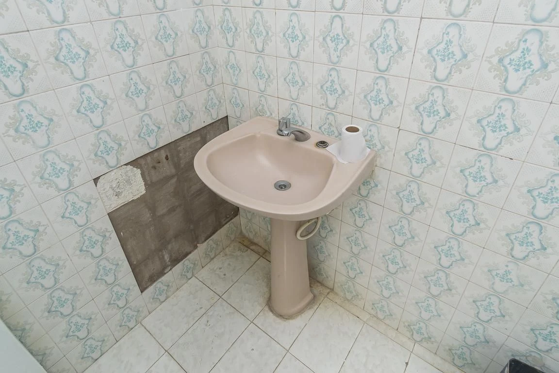 Незамебльована квартира з 2 спальнями та душем у склі — photo 28
