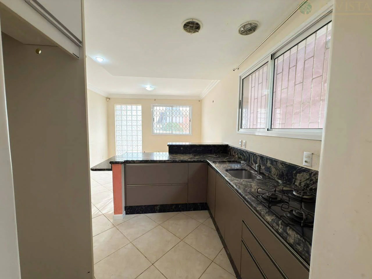 Власне барбекю та 3 спальні: будинок 145 м² — photo 12