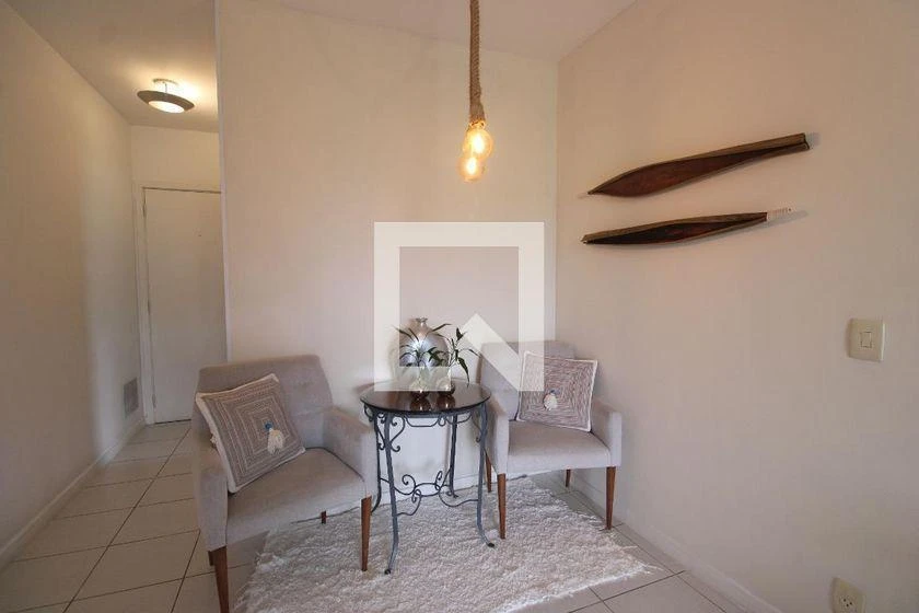 Furnished apartment, 83 m², with a glass-enclosed balcony — photo 17