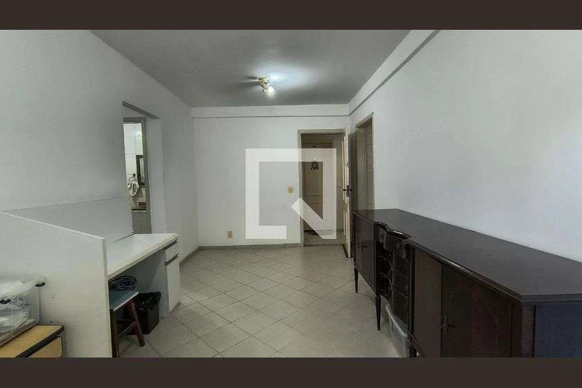 Furnished 68 m² apartment with 2 bedrooms — photo 4
