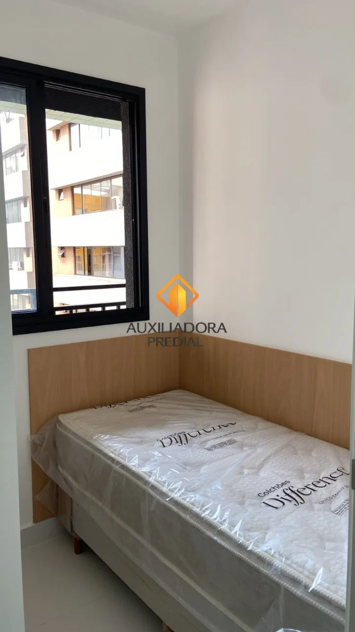 Apartamento mobiliado com 2 quartos e varanda fechada — photo 11