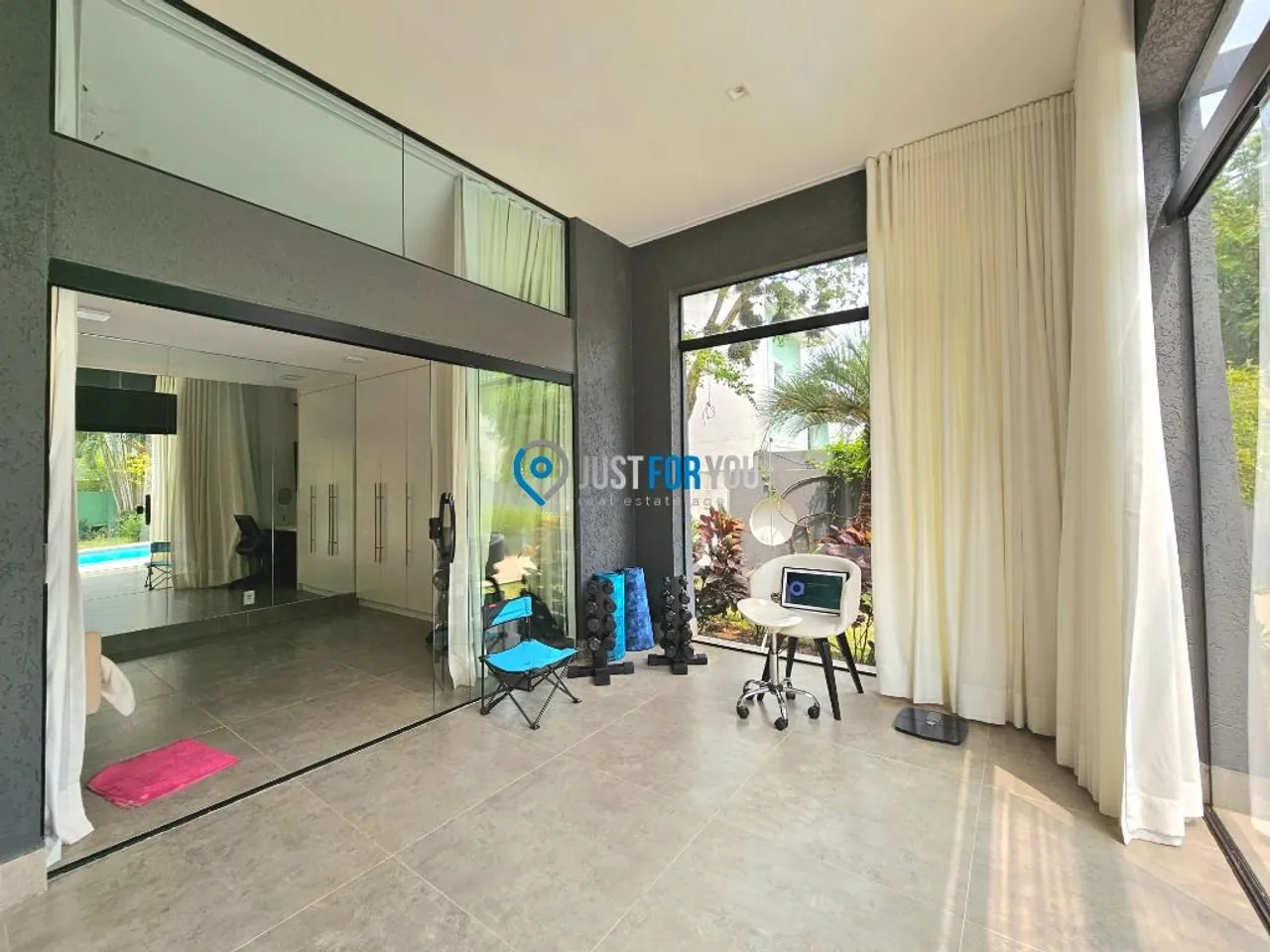 House with 5 bedrooms and a gas stove, 580 m² — photo 12