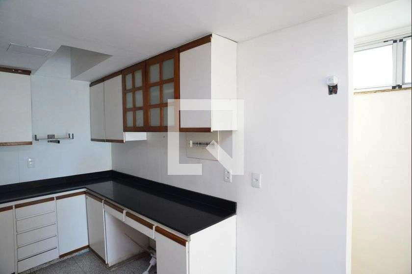 Unfurnished apartment with 2 en-suite bedrooms — photo 7