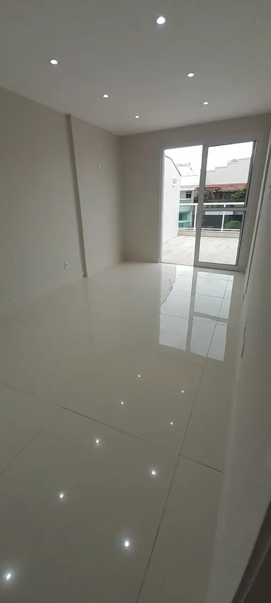 Квартира 300 м² з видом на воду та панорамними вікнами — photo 11