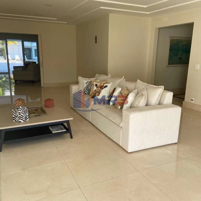 Gated house with 8 en-suite bedrooms and 20 bathrooms — photo 10