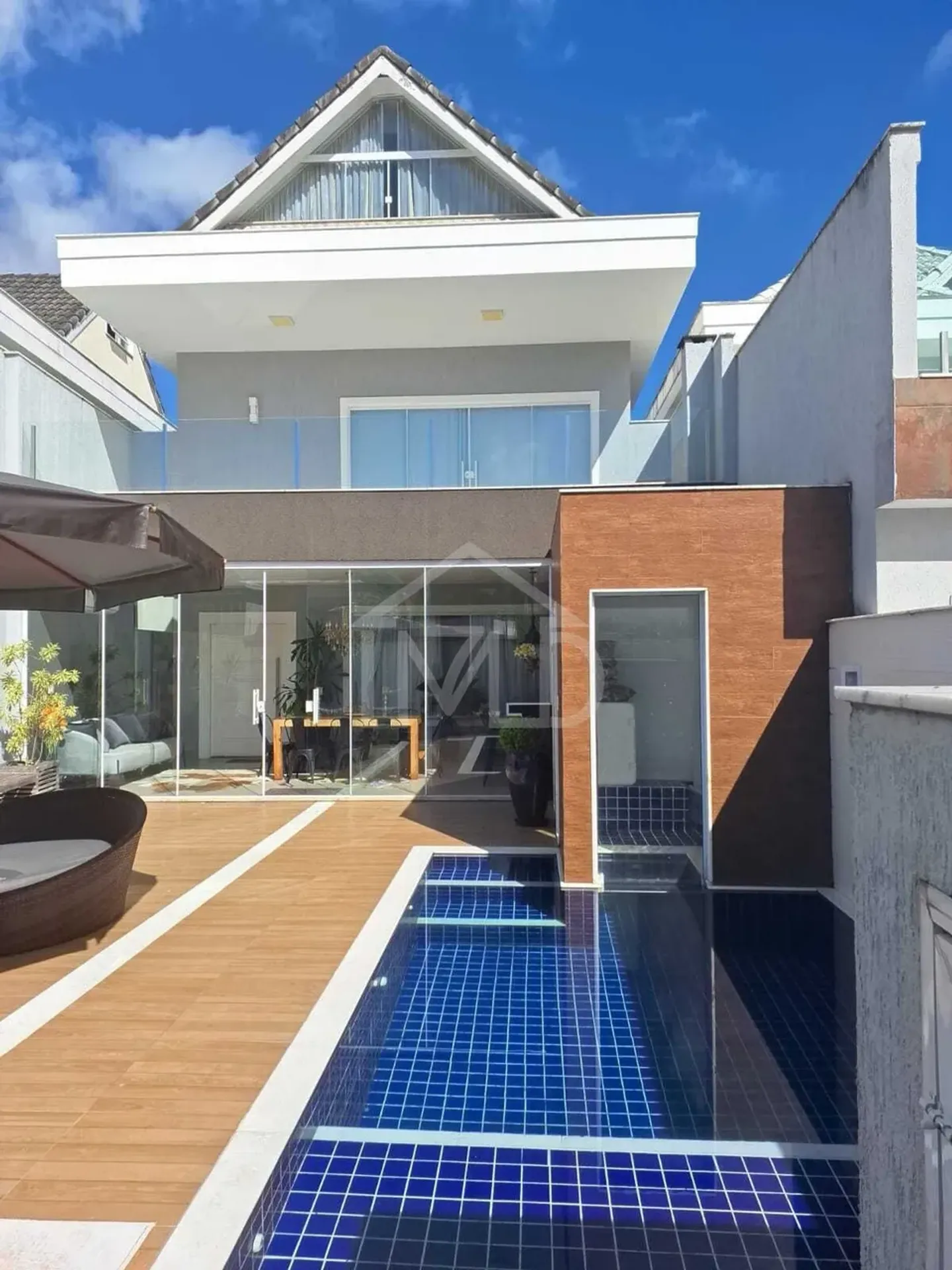 4 quartos e piscina privativa: casa de 310 m² — photo 18