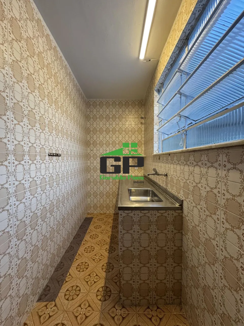 2-bedroom apartment with separate closed kitchen — photo 6
