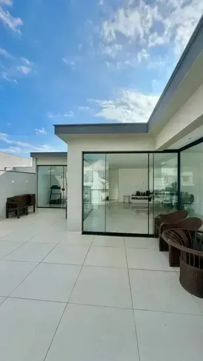 Casa com 5 suítes e piscina externa no condomínio — photo 8