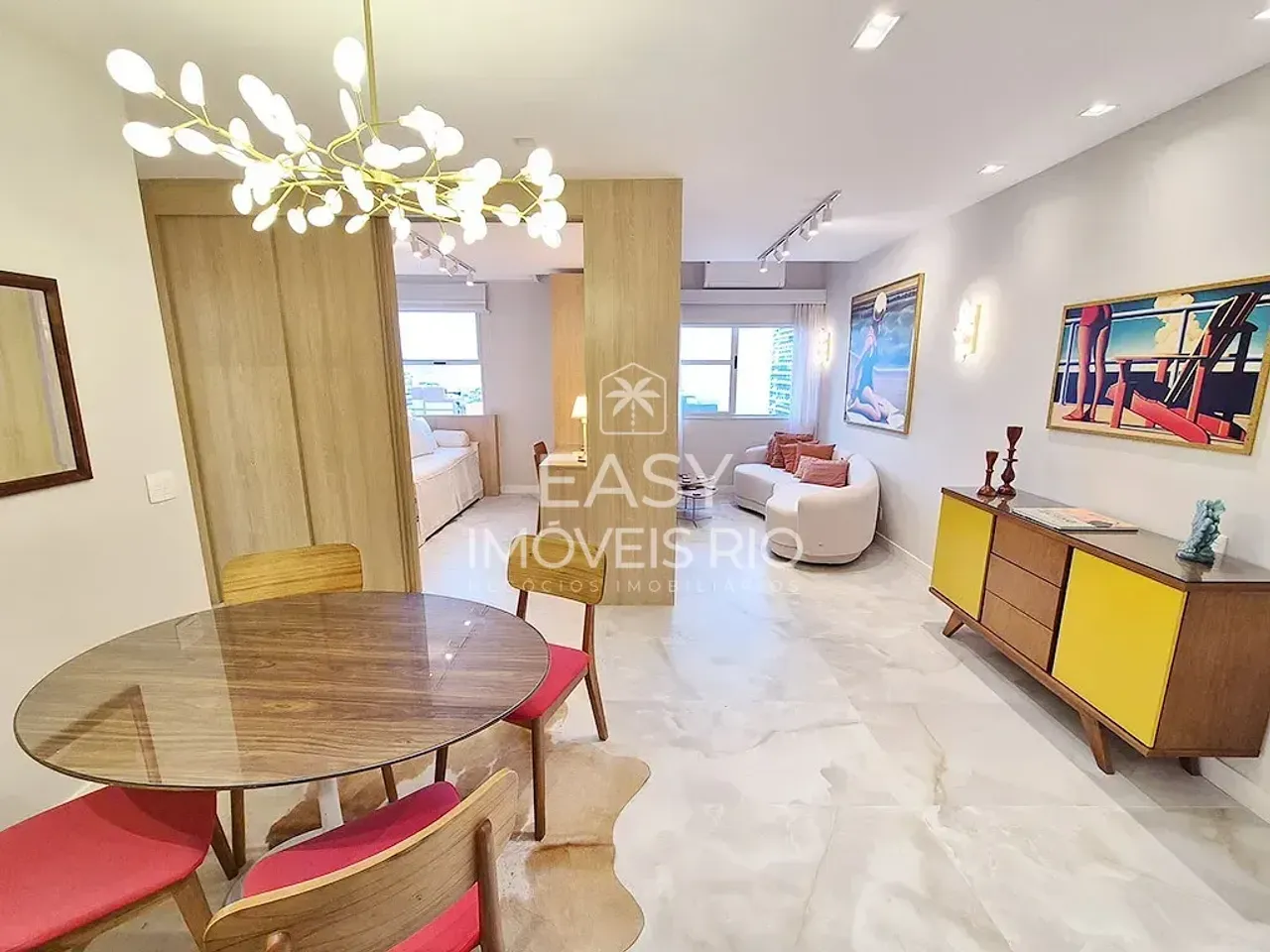 Furnished apartment with an open-plan kitchen and 2 beds — photo 4
