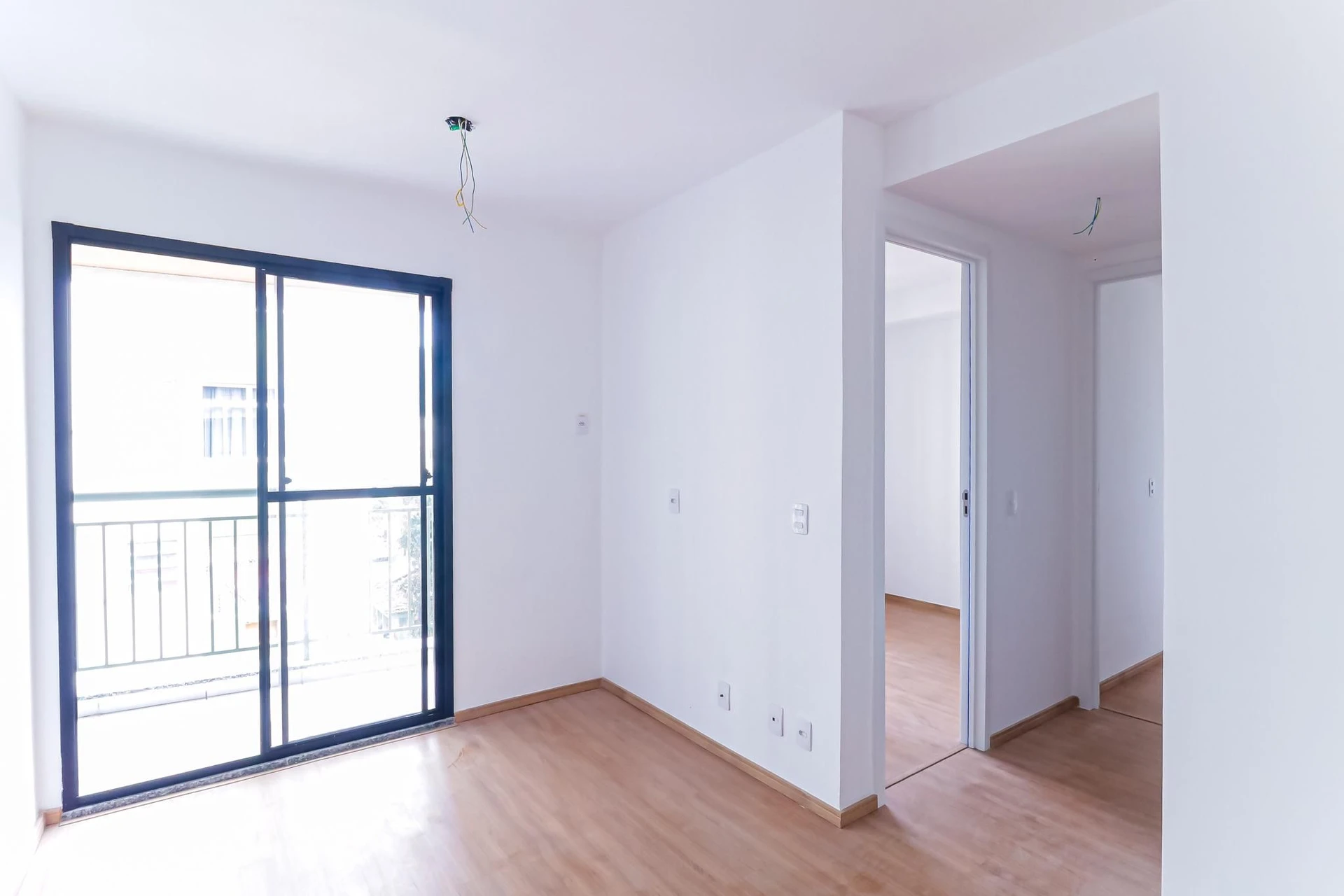 Apartamento de 2 quartos em condomínio com piscina — photo 3