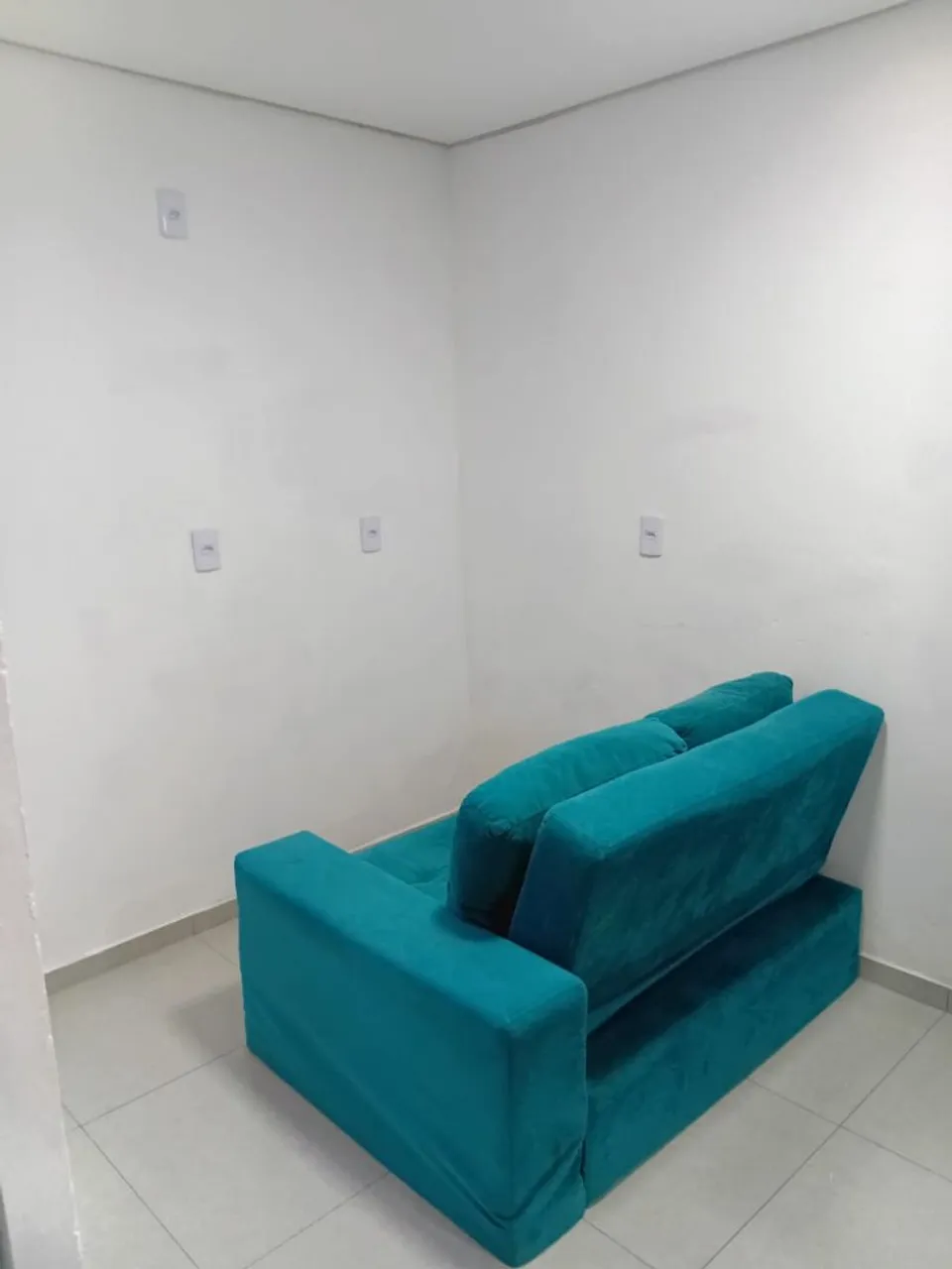 Furnished 2-bedroom apartment with 1 bathroom