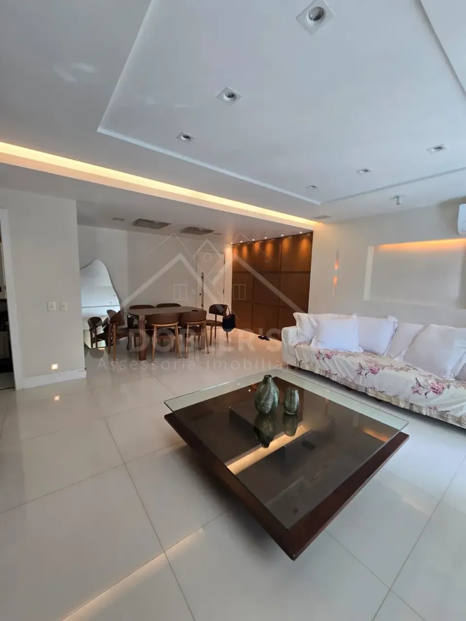 Rental apartment with 2 bedrooms and 3 bathrooms — photo 8