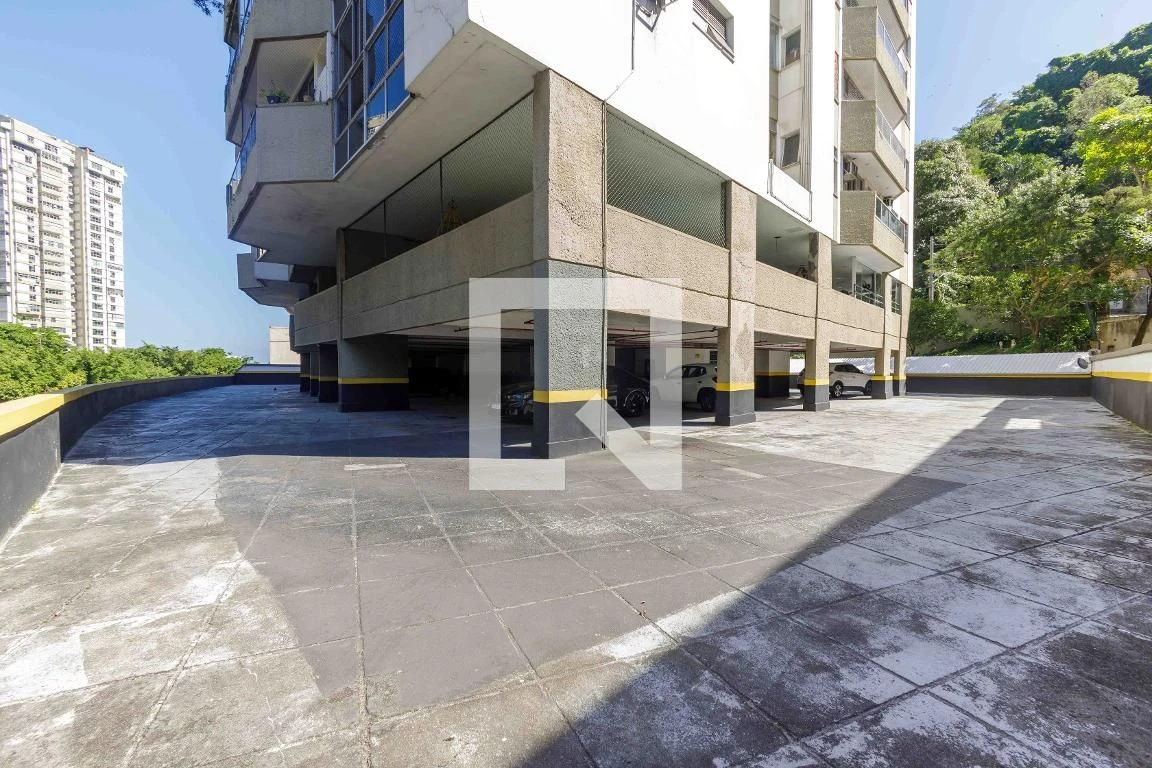 Washing machine in a 2-bedroom apartment, 100 m² — photo 20