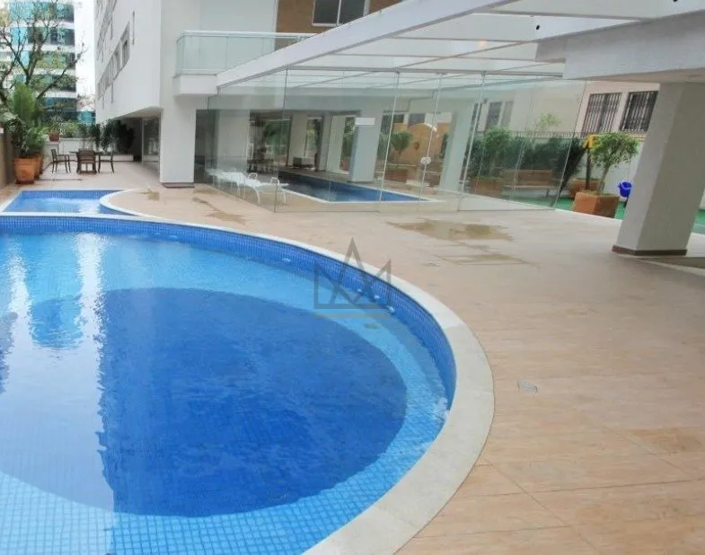Departamento con ventanales de piso a techo en Florianópolis — photo 57