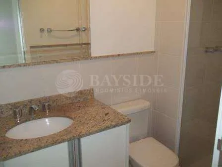 4-bedroom apartment with a mountain view in Rio de Janeiro — photo 19