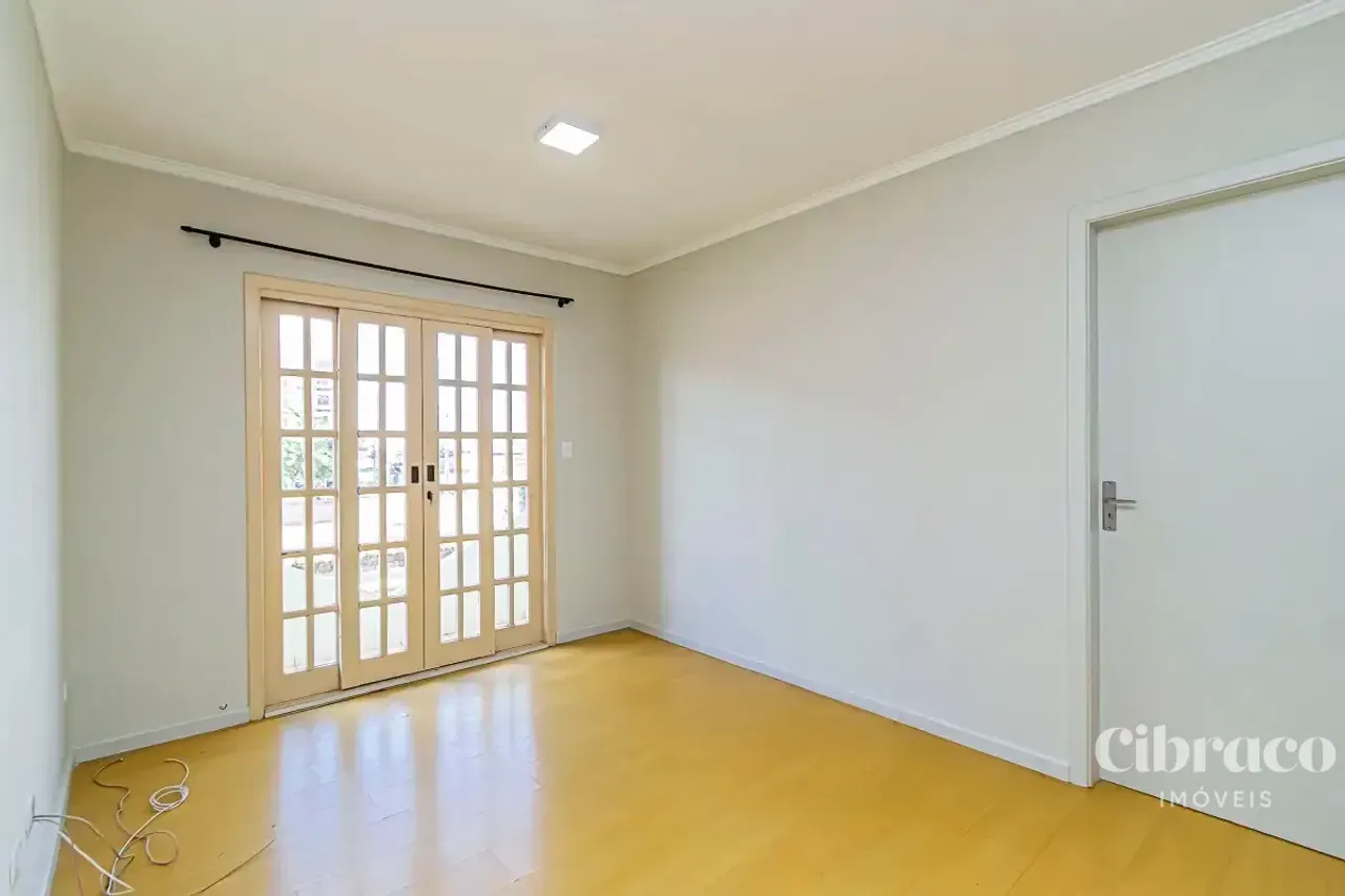 140 m² townhouse with 3 bedrooms and 3 parking spots — photo 18