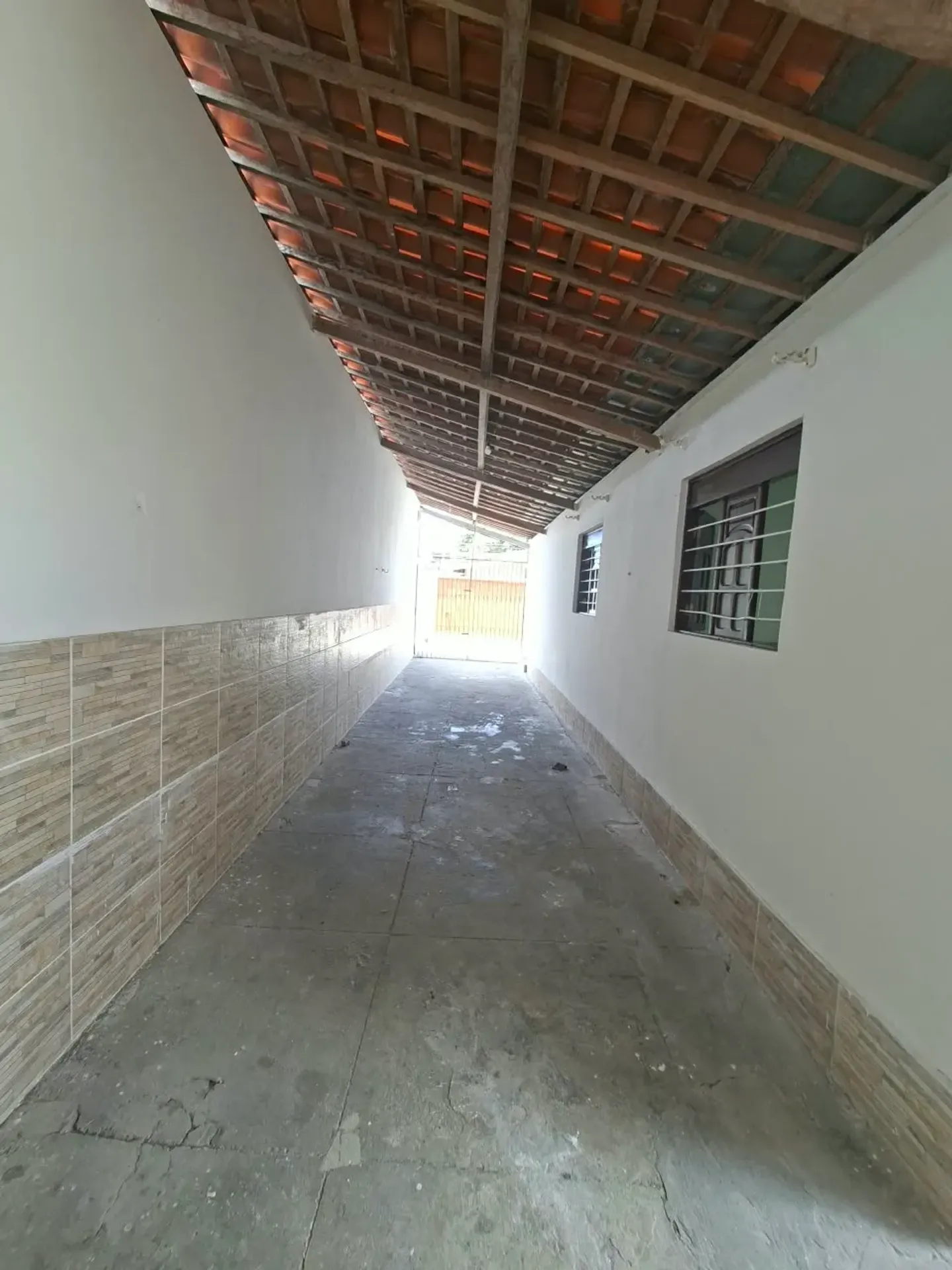 4-bedroom house, 2 with their own bathrooms, 200 m² — photo 32