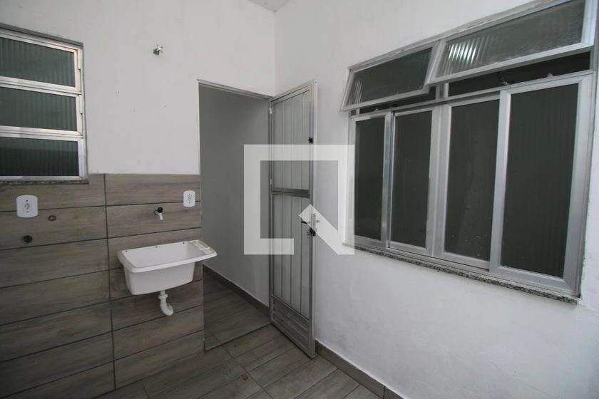 Casa, 35 m², com máquina de lavar — photo 17