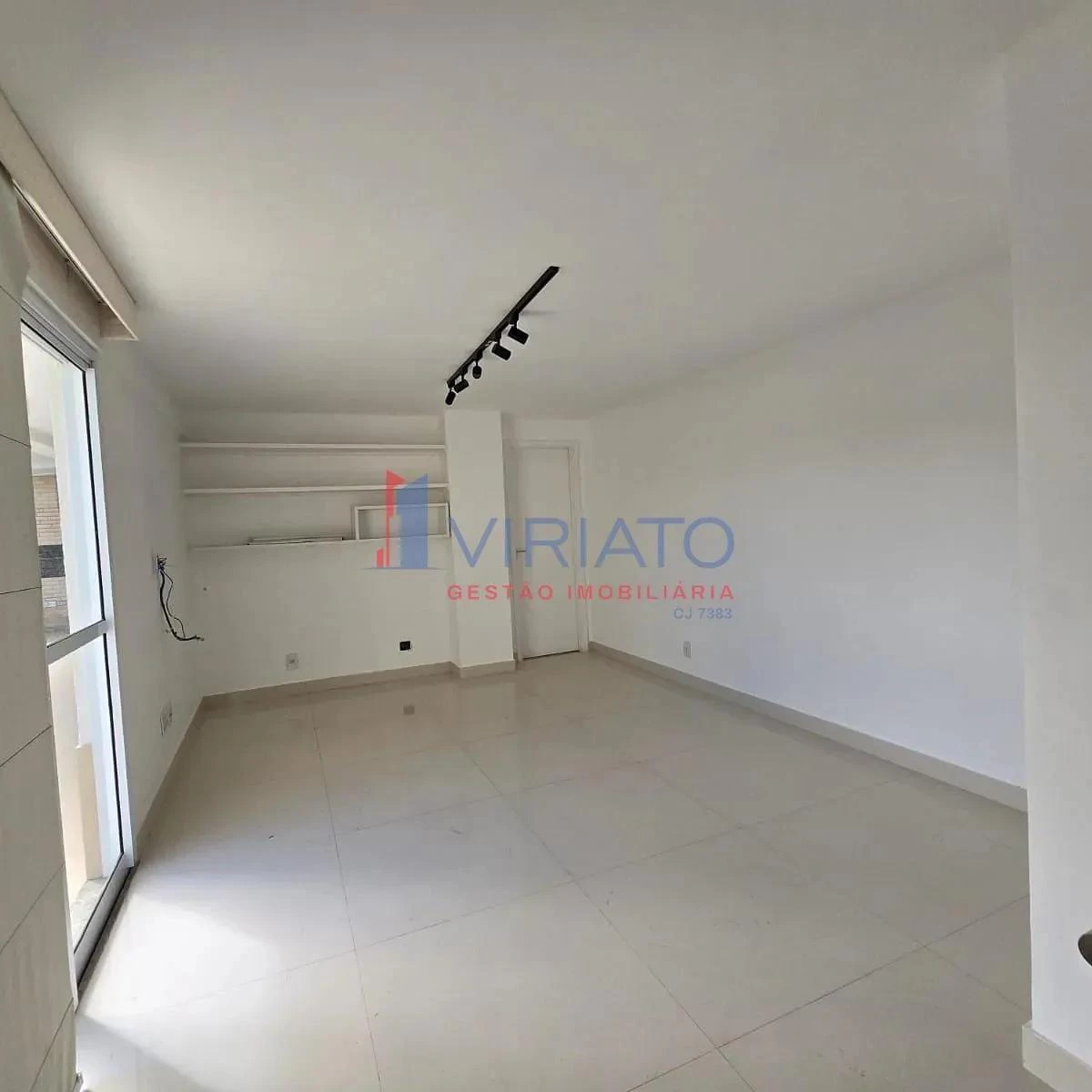 Apartment with 5 bedrooms and 2 bathrooms plus a balcony — photo 43