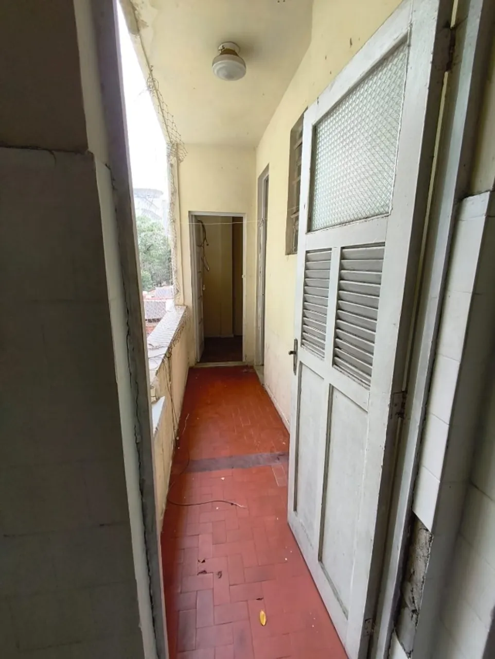 Apartment, 116 m², with wood or laminate floors — photo 12