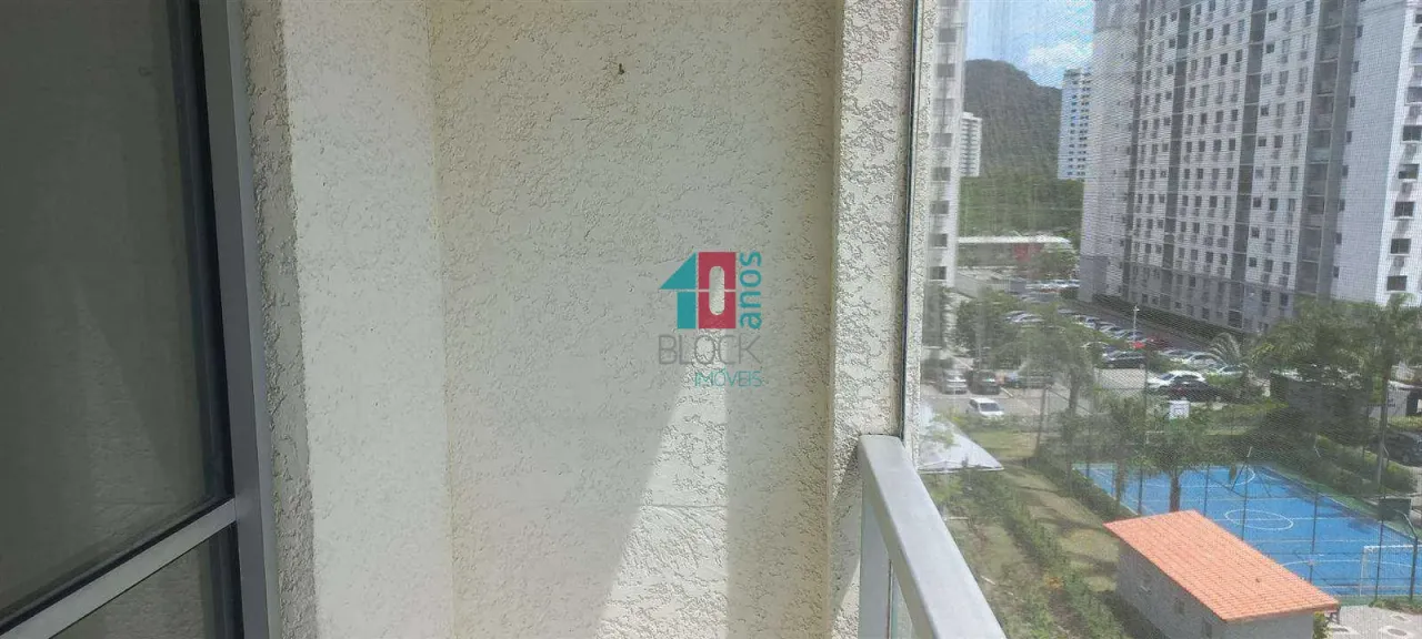 Apartamento de 2 quartos com vaga e cozinha separada — photo 3