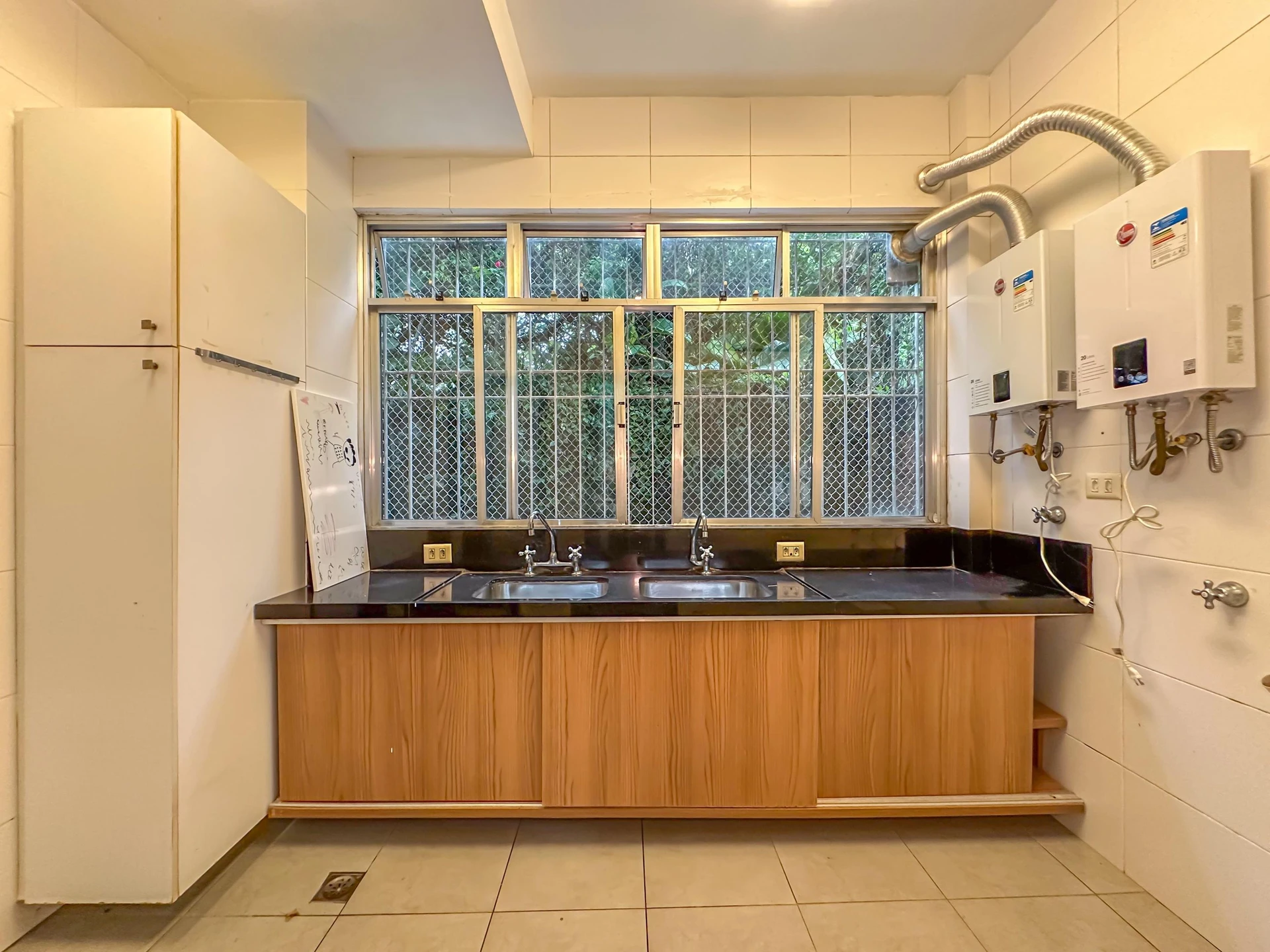 Apartment, 275 m², with a glass-enclosed balcony — photo 20